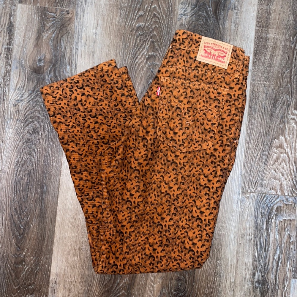 Levi Wedgie Straight Cheetah Print Corduroys